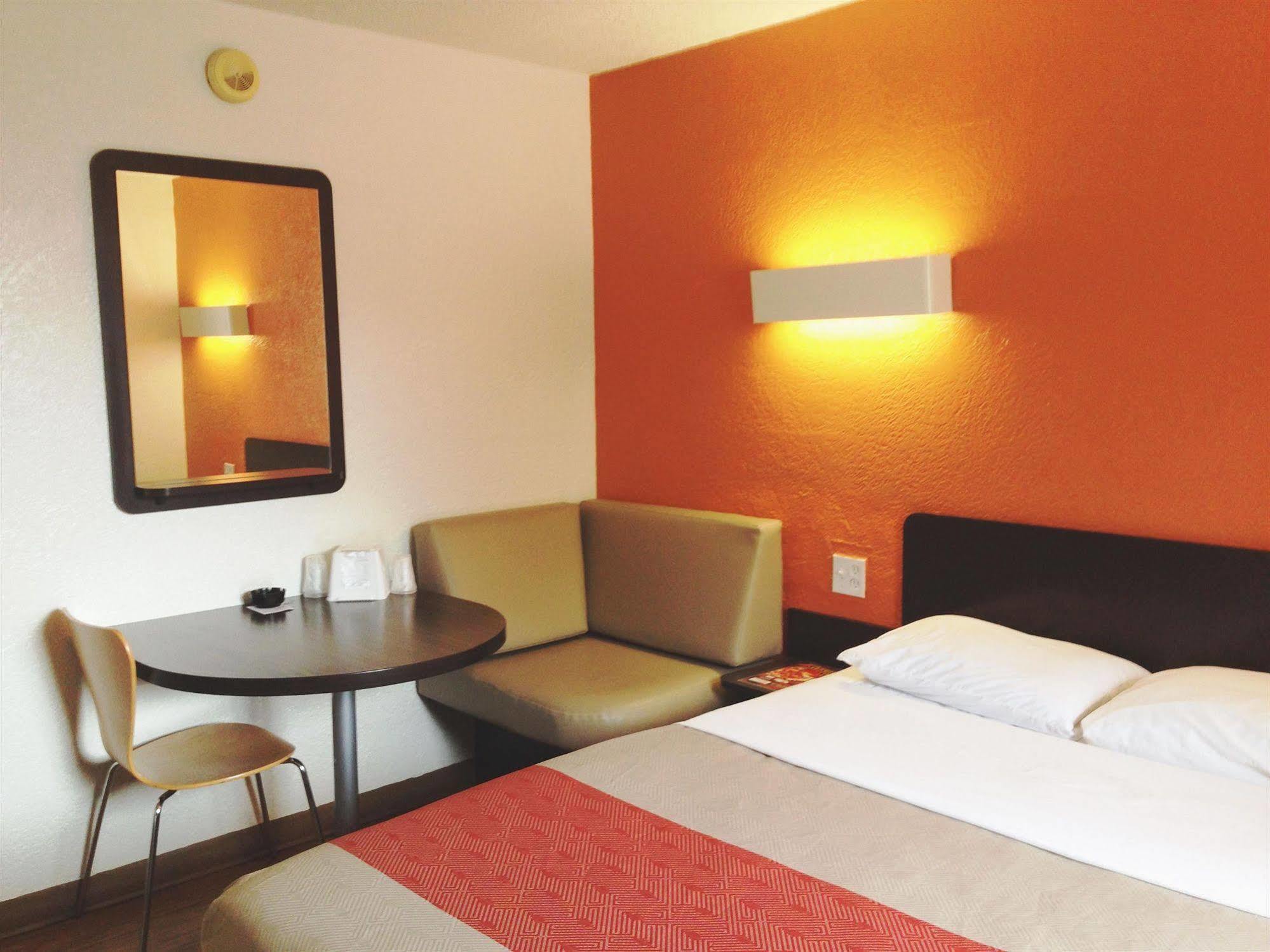 6-oklahoma City, Ok - Frontier Hotel 2*